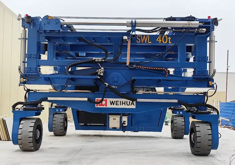 Container Straddle Carrier